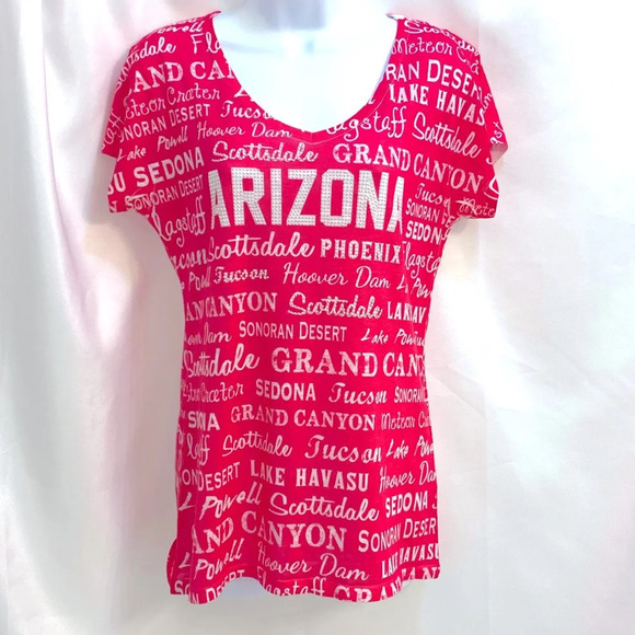 Sweet Gisele Hot Pink ARIZONA Tourist Cities V-Neck Tee - size Medium - Picture 4 of 11